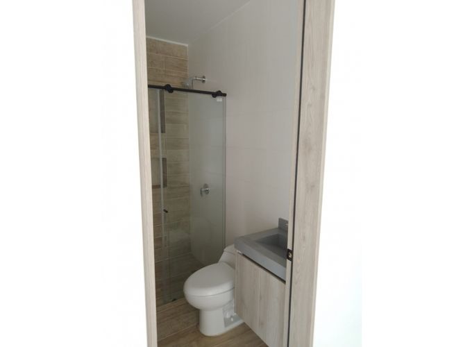 Casa de 5 alcobas en venta en Calima, Palmira, 323 m² · foto 18 de 24