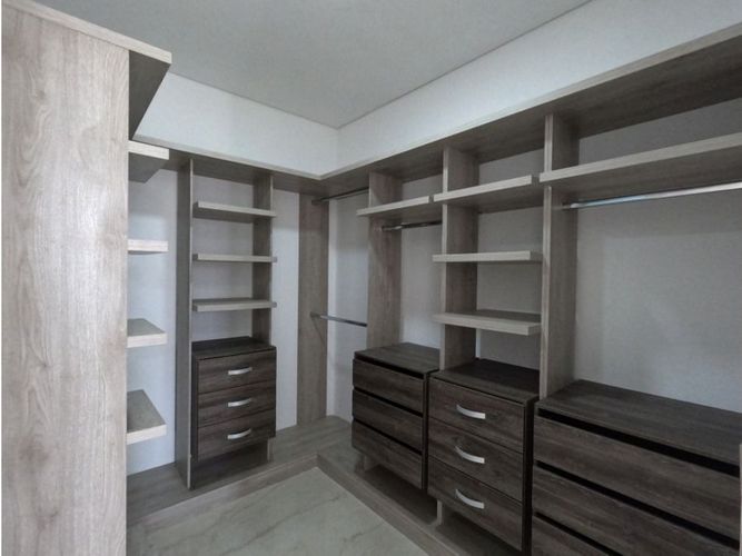 Casa de 5 alcobas en venta en Calima, Palmira, 323 m² · foto 22 de 24