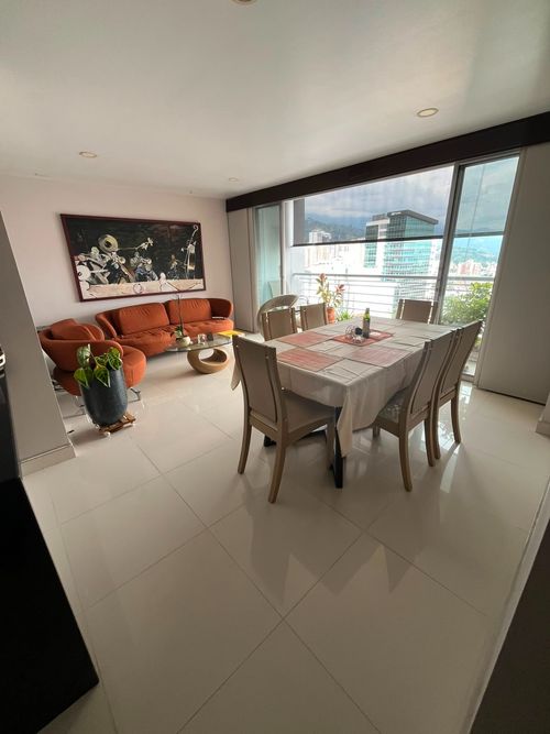 Apartamento de 3 alcobas en venta en Sotomayor, Bucaramanga, 99 m² · foto 2 de 24