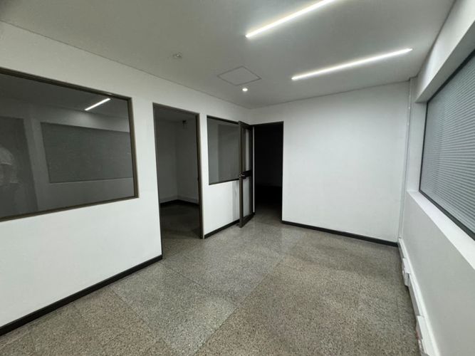 Bodega en venta en Manuel Restrepo, Sabaneta, 3200 m² · foto 9 de 24