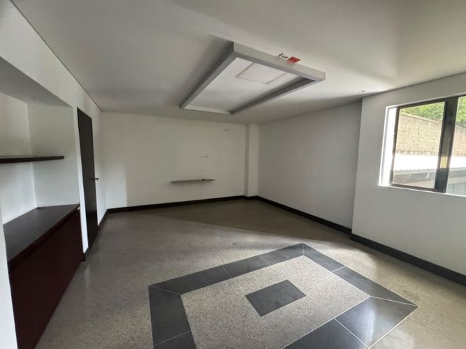 Bodega en venta en Manuel Restrepo, Sabaneta, 3200 m² · foto 11 de 24