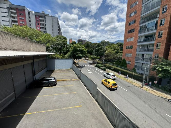 Bodega en venta en Manuel Restrepo, Sabaneta, 3200 m² · foto 22 de 24