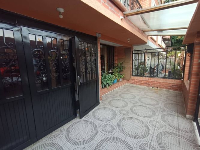 Casa de 5 alcobas en venta en Caney, Cali, 280 m² · foto 18 de 24