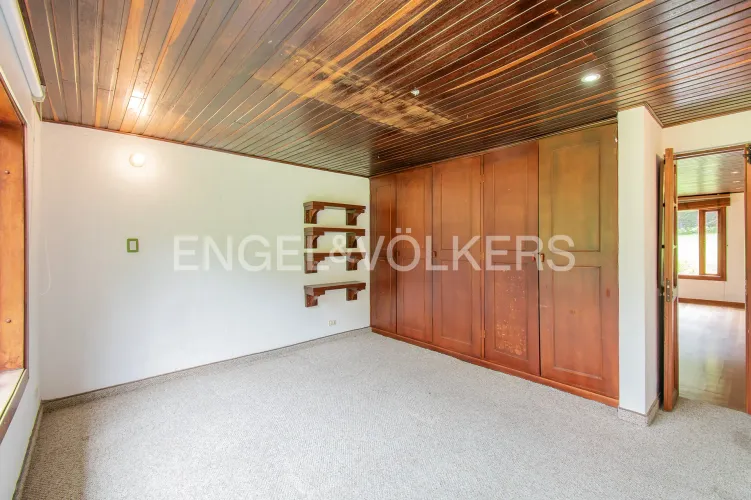 Casa de 4 alcobas en venta en Guaymaral, Bogotá, 363 m² · foto 13 de 20