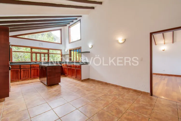 Casa de 4 alcobas en venta en Guaymaral, Bogotá, 363 m² · foto 9 de 20