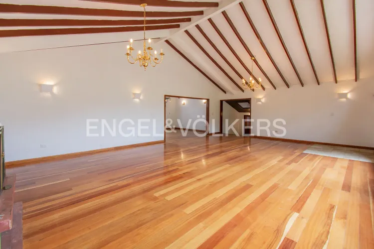 Casa de 4 alcobas en venta en Guaymaral, Bogotá, 363 m² · foto 6 de 20
