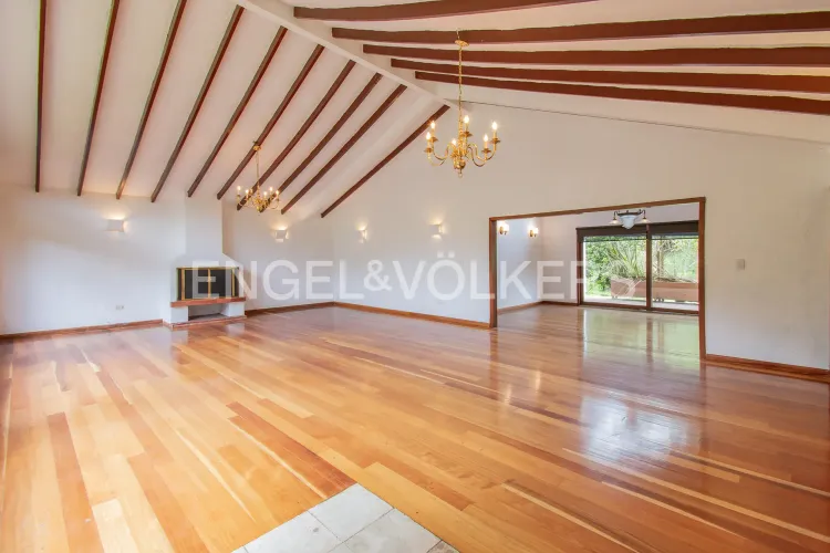 Casa de 4 alcobas en venta en Guaymaral, Bogotá, 363 m² · foto 3 de 20