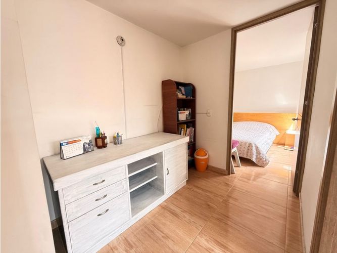 Apartamento de 3 alcobas en venta en La Magnolia, Madrid, 58 m² · foto 5 de 13