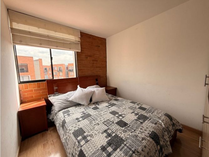 Apartamento de 3 alcobas en venta en La Magnolia, Madrid, 58 m² · foto 6 de 13