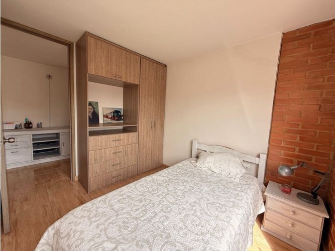 Apartamento de 3 alcobas en venta en La Magnolia, Madrid, 58 m² · foto 9 de 13