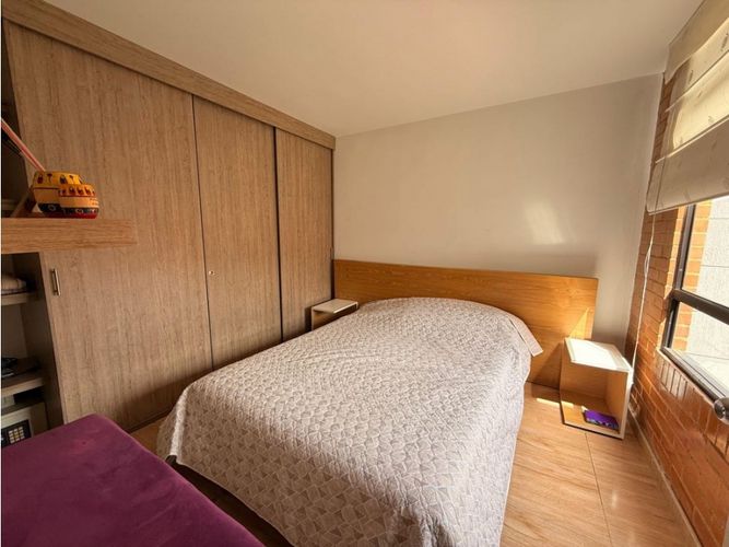 Apartamento de 3 alcobas en venta en La Magnolia, Madrid, 58 m² · foto 10 de 13