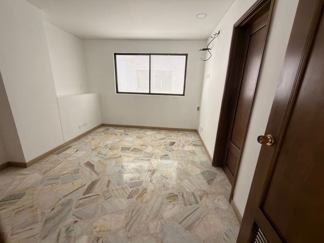Apartamento en venta en Santa Teresita, Cali · foto 9 de 12