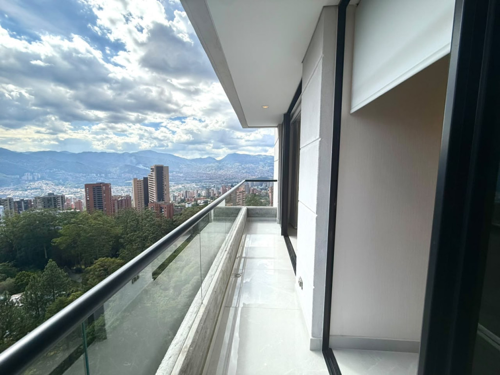 Apartamento en arriendo en El Tesoro, Medellín · foto 13 de 24