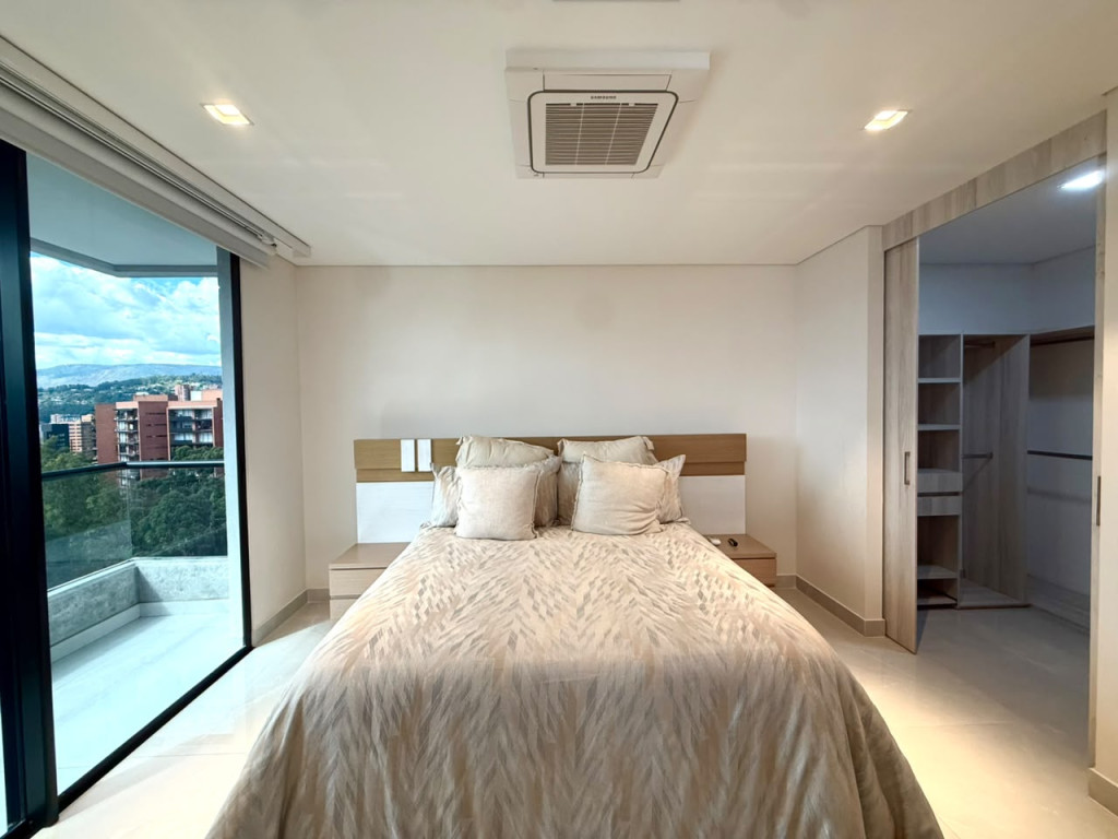 Apartamento en arriendo en El Tesoro, Medellín · foto 20 de 24