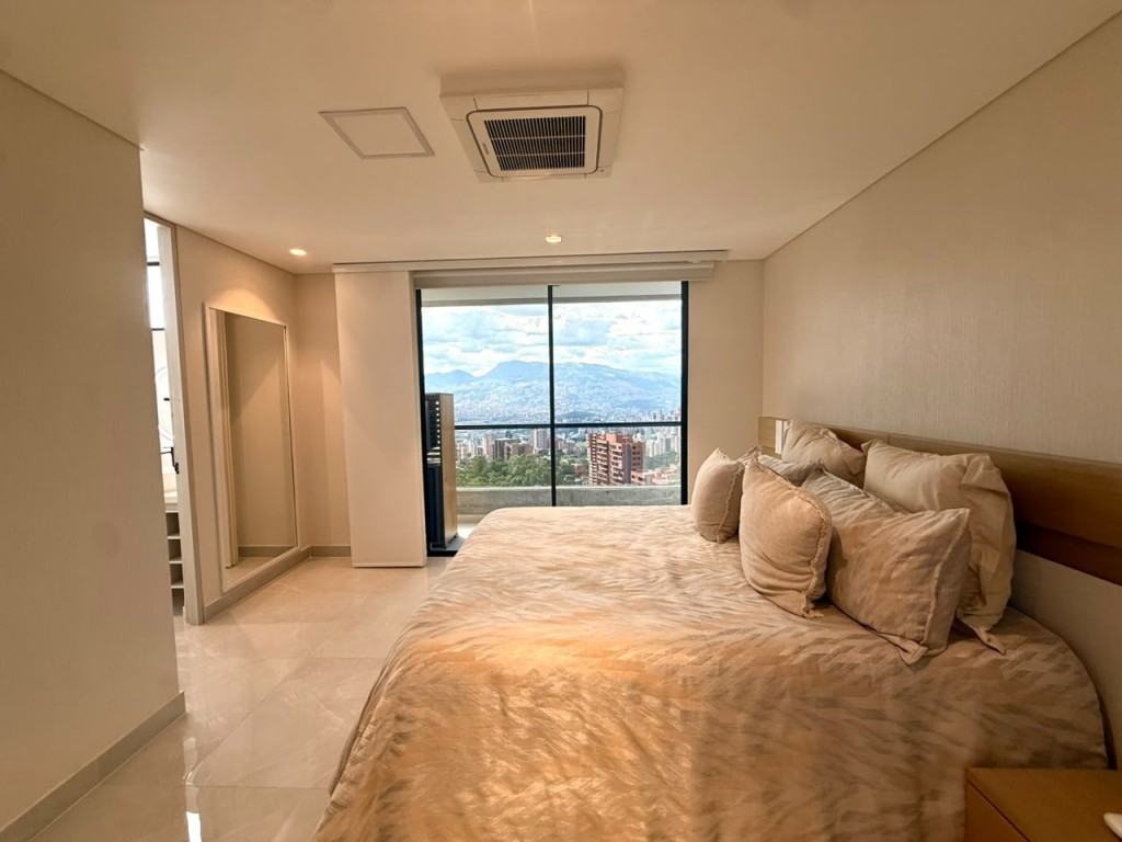 Apartamento en arriendo en El Tesoro, Medellín · foto 21 de 24