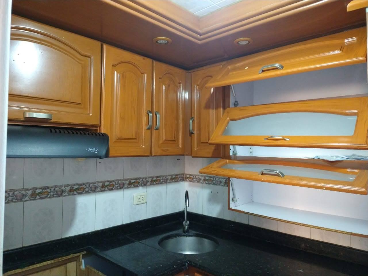 Casa en venta en Engativá, Bogotá · foto 2 de 24
