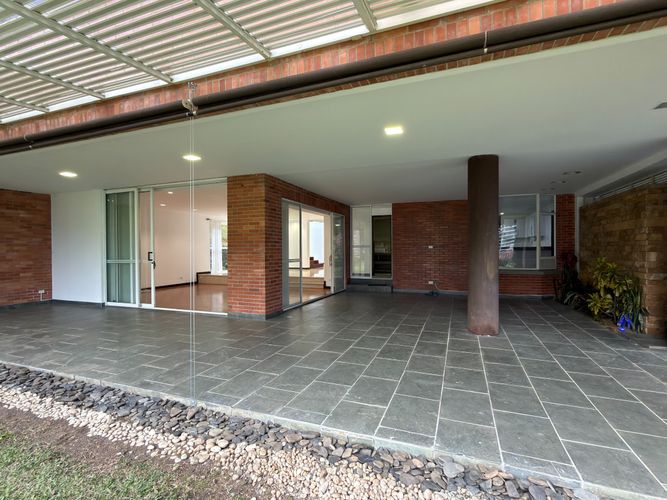 Casa de 7 alcobas en venta en Altos Del Poblado, Medellín, 700 m² · foto 20 de 22