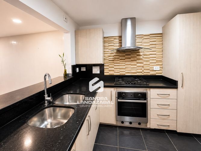 Casa de 3 alcobas en venta en Lagos Del Cacique, Bucaramanga, 180 m² · foto 10 de 16