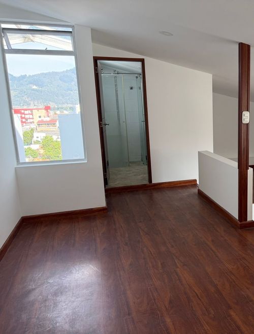 Apartamento de 2 alcobas en venta en Los Zipas, Chía, 64 m² · foto 2 de 16