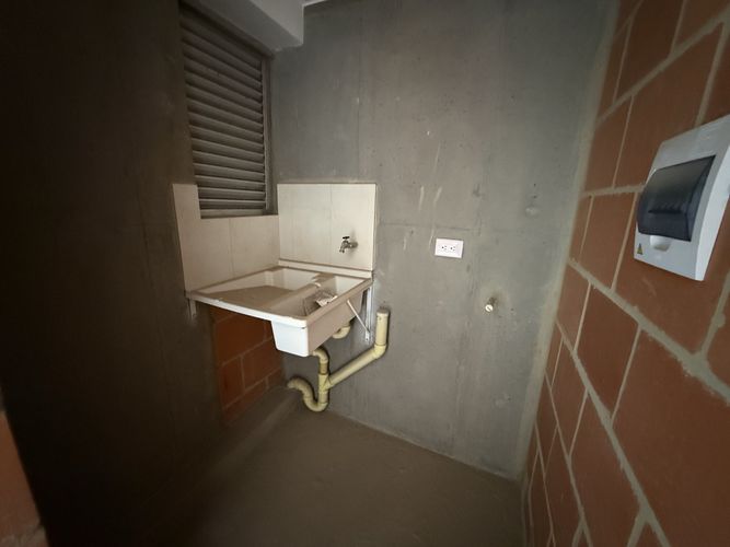 Apartamento de 3 alcobas en venta en San Francisco, Madrid, 56 m² · foto 2 de 9