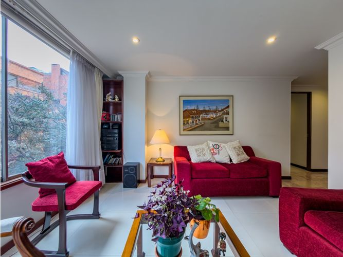 Apartamento de 3 alcobas en venta en Chicó Reservado, Bogotá, 130 m² · foto 12 de 24