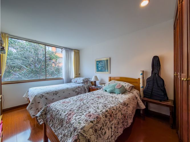 Apartamento de 3 alcobas en venta en Chicó Reservado, Bogotá, 130 m² · foto 20 de 24