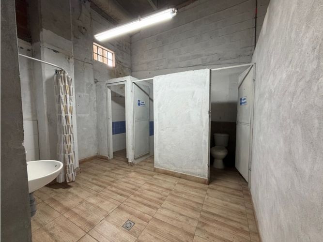 Bodega en arriendo en La Inmaculada, La Estrella, 810 m² · foto 12 de 13