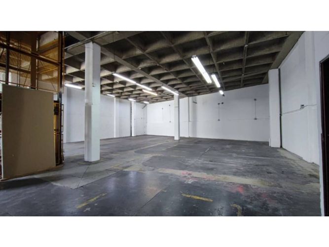 Bodega en arriendo en Sabaneta Real, Sabaneta, 1180 m² · foto 2 de 16