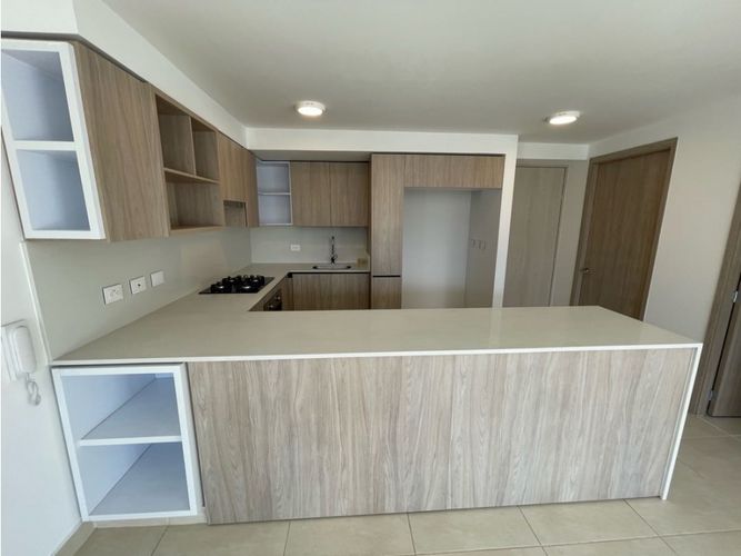 Apartamento de 3 alcobas en venta en Valle Del Lili, Cali, 96 m² · foto 2 de 24