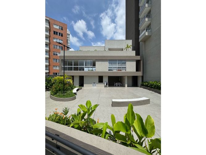 Apartamento de 3 alcobas en venta en Valle Del Lili, Cali, 96 m² · foto 18 de 24
