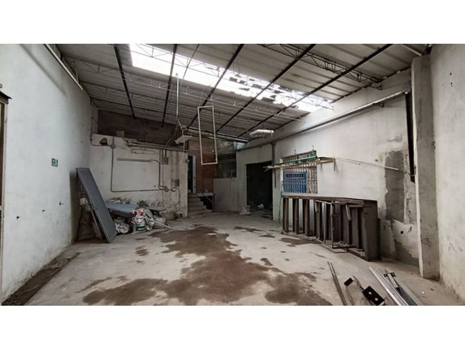 Bodega en arriendo en Caqueta, La Estrella, 710 m² · foto 8 de 13