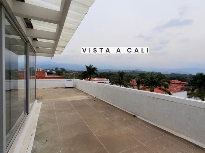 Apartamento de 5 alcobas en venta en Ciudad Jardin, Cali, 216 m² · foto 2 de 20
