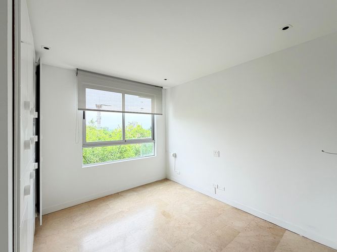 Apartamento de 5 alcobas en venta en Ciudad Jardin, Cali, 216 m² · foto 10 de 20