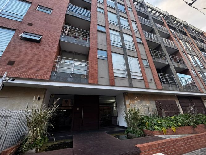 Apartamento de 3 alcobas en arriendo en Navarra, Bogotá, 240 m² · foto 22 de 22