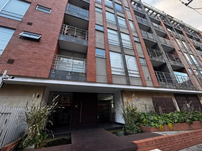 Apartamento de 3 alcobas en venta en Navarra, Bogotá, 240 m² · foto 22 de 22