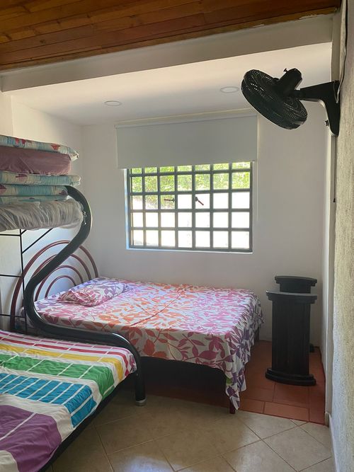 Casa de 3 alcobas en venta en Guabinal Plan, Girardot, 280 m² · foto 12 de 20