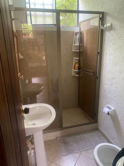 Casa de 3 alcobas en venta en Guabinal Plan, Girardot, 280 m² · foto 16 de 20