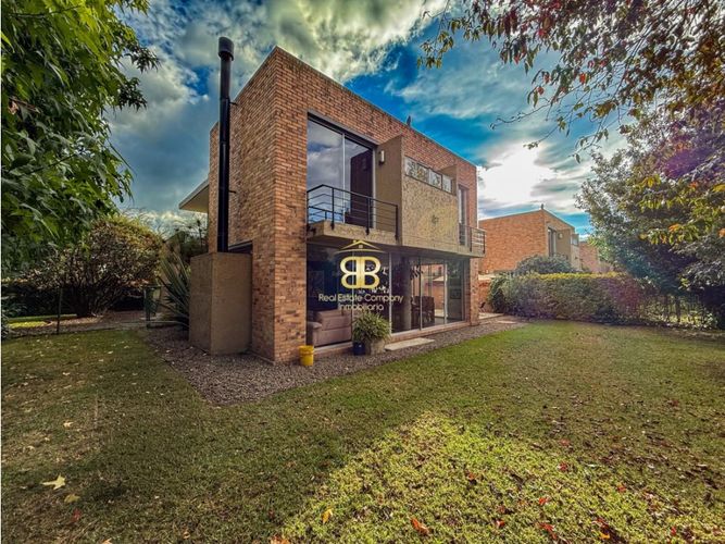 Casa de 3 alcobas en venta en Pasadena, Chía, 240 m² · foto 3 de 24