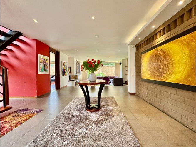 Casa de 4 alcobas en venta en Las Juntas, Chía, 430 m² · foto 2 de 24