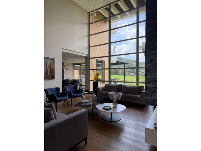 Casa de 4 alcobas en venta en Aposentos, Sopó, 550 m² · foto 5 de 24
