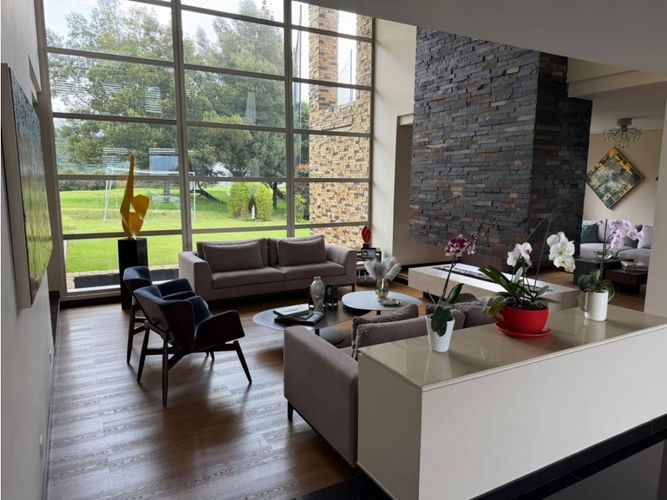 Casa de 4 alcobas en venta en Aposentos, Sopó, 550 m² · foto 11 de 24