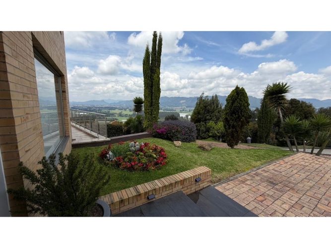 Casa de 4 alcobas en venta en Aposentos, Sopó, 550 m² · foto 15 de 24