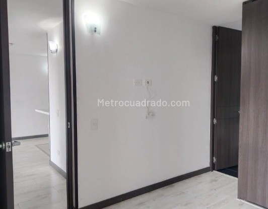 Apartamento en venta en Boyaca Real, Bogotá · foto 6 de 9