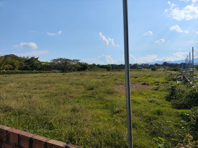 Lote en venta en Alfaguara, Jamundí, 11000 m² · foto 2 de 5