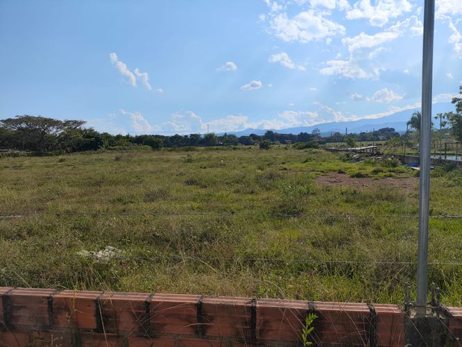 Lote en venta en Alfaguara, Jamundí, 11000 m² · foto 3 de 5