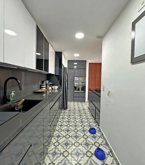 Apartamento de 3 alcobas en venta en Mayorca, Envigado, 79 m² · foto 3 de 13