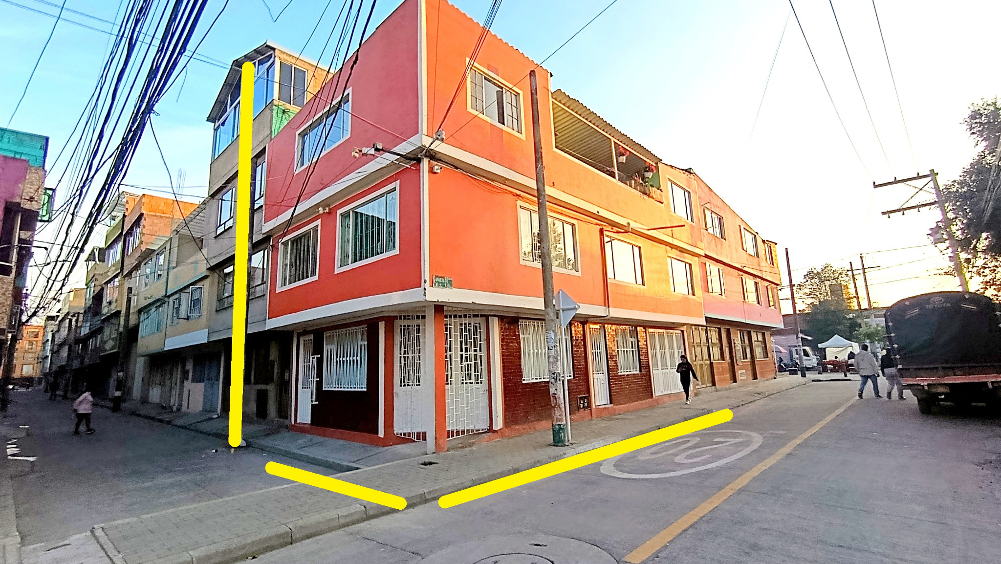 Casa en venta en Altamar, Bogotá · foto 2 de 19