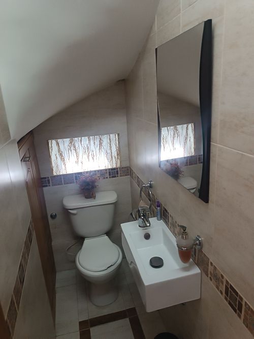 Casa de 4 alcobas en venta en La Mota, Medellín, 212 m² · foto 18 de 24