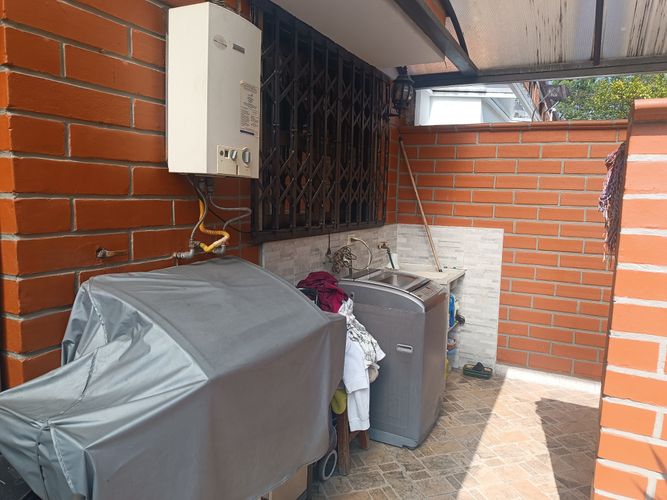 Casa de 4 alcobas en venta en La Mota, Medellín, 212 m² · foto 22 de 24