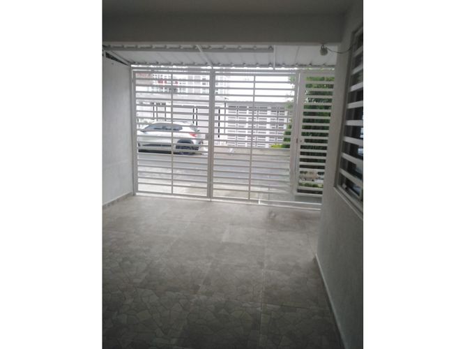 Casa de 3 alcobas en venta en Alfaguara, Jamundí, 87 m² · foto 2 de 15